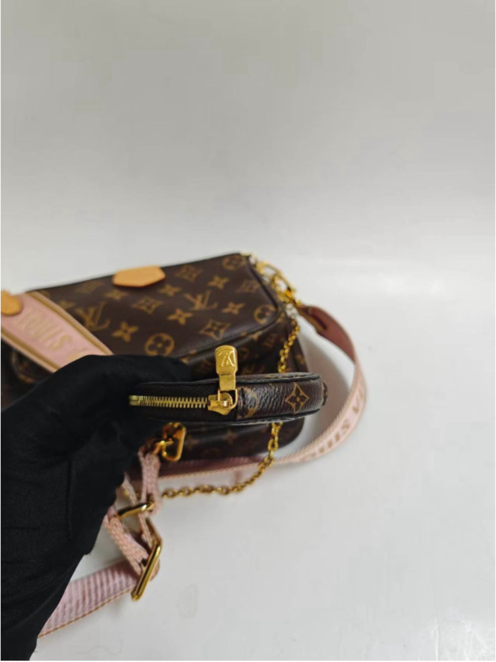 Louis Vuitton Multi Pochette Accessories Pink Strap Monogram EXCELLENT - Picture 10 of 16